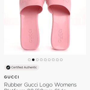 Size 8 woman's pink Gucci sandals